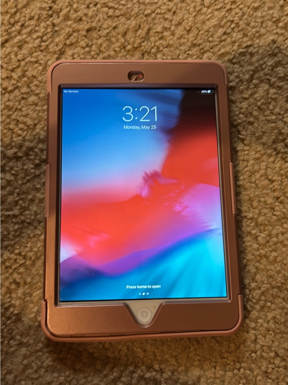 Apple iPad mini 2 with rose gold Pink Protective Case